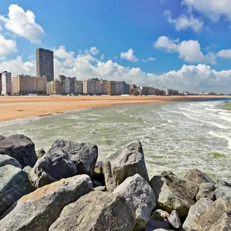 In Raversijde With Stunning Sea Views Апартаменты *