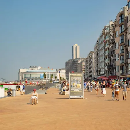 In Raversijde With Stunning Sea Views Апартаменты Остенде