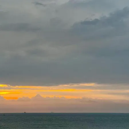 דירה In Raversijde With Stunning Sea Views אוסטנדה